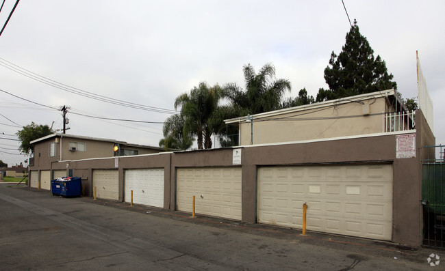 Building Photo - Mountain View Apartments