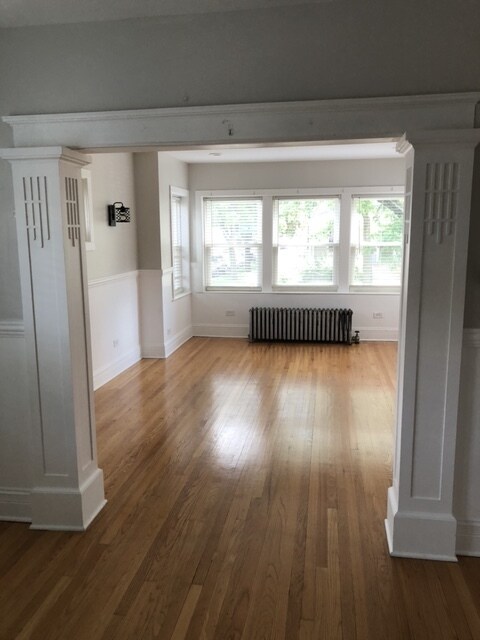 Building Photo - 1300 S 59th Ave
