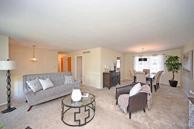 Foto del edificio - 8608 Linderwood Ln