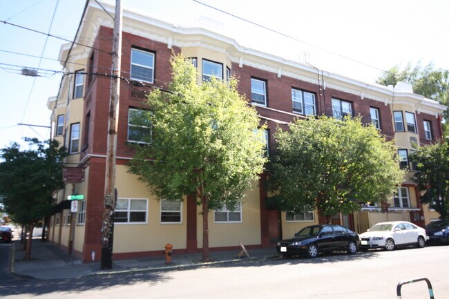 Mansión Murray - 910 Southeast 37th Avenue