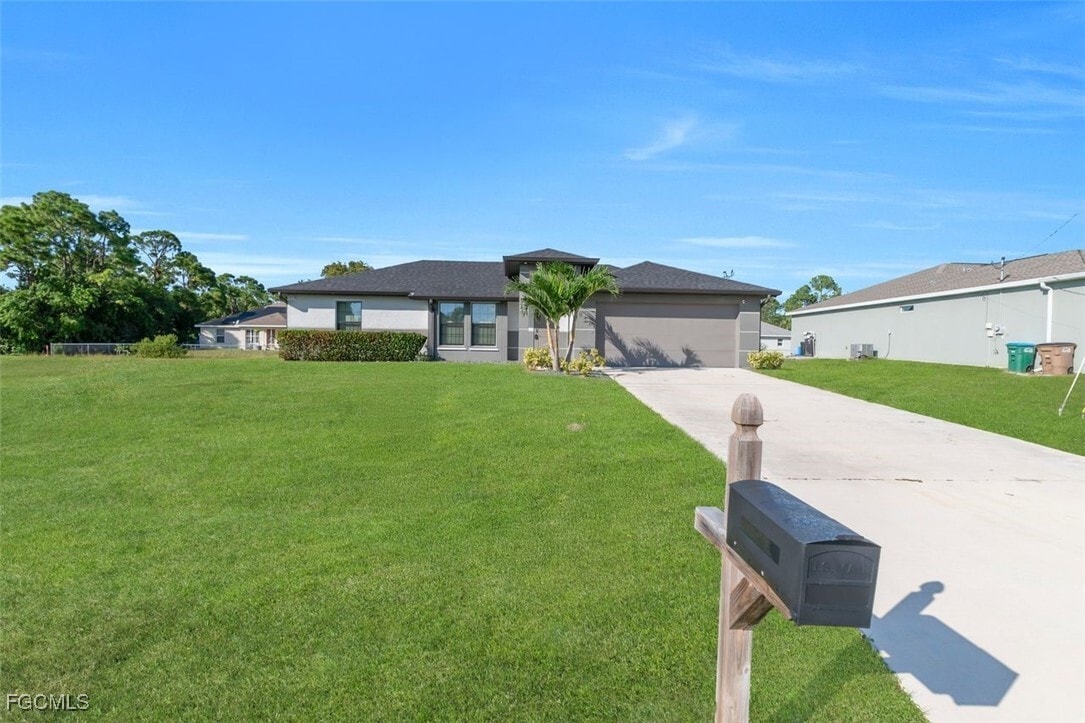 Foto principal - 919 NE 35th Ln