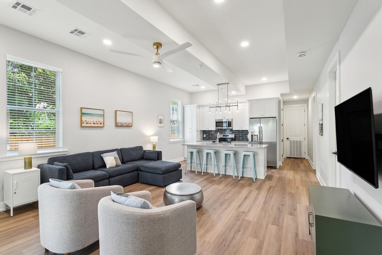 Recent Construction Apartment!! - Recent Construction Apartment!!