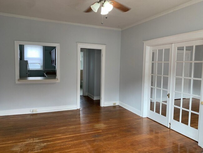Building Photo - 1245 South 4th Street - 12