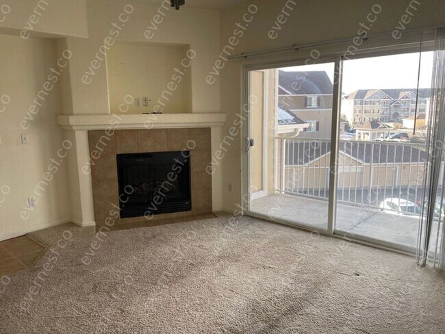 Building Photo - 15700 E Jamison Dr