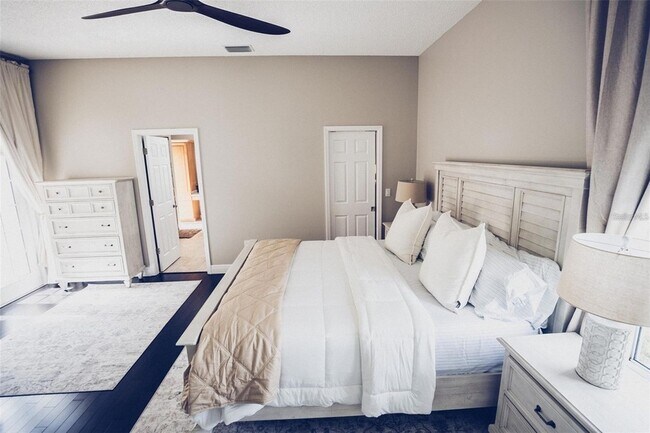 Foto del edificio - 8344 9th Ave Terrace NW