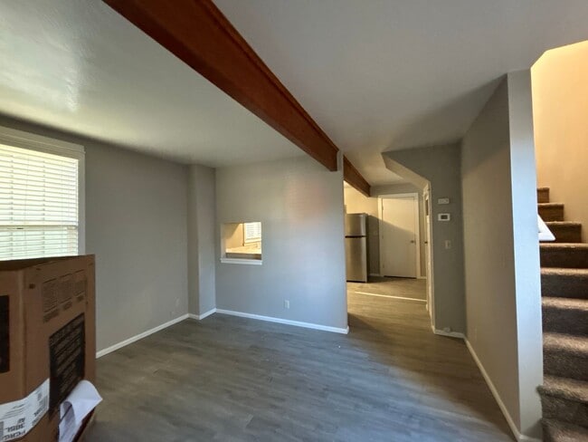 Foto del edificio - 1039 NW Ogden Ave