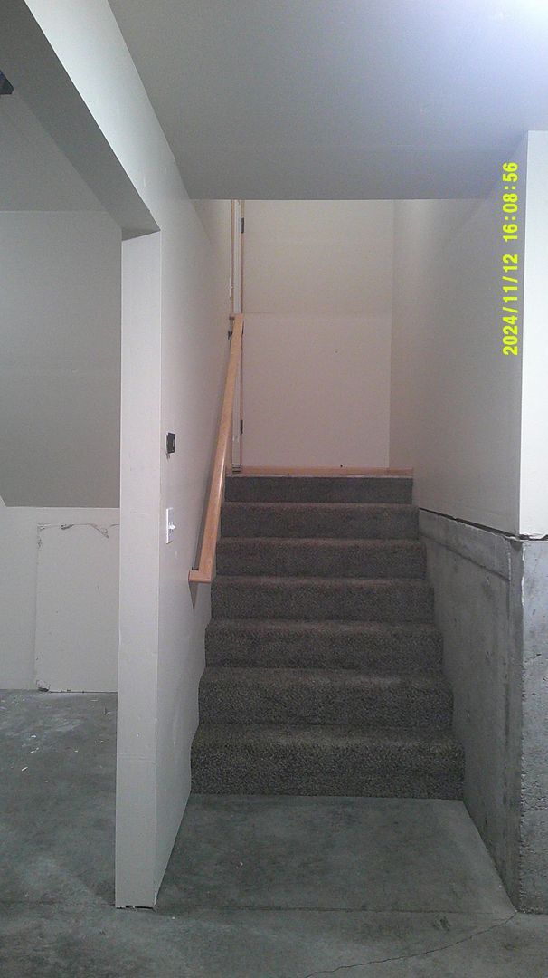 Foto del edificio - MOVE IN SPECIAL!! Spacious 3 bed 2.5 bath townhouse