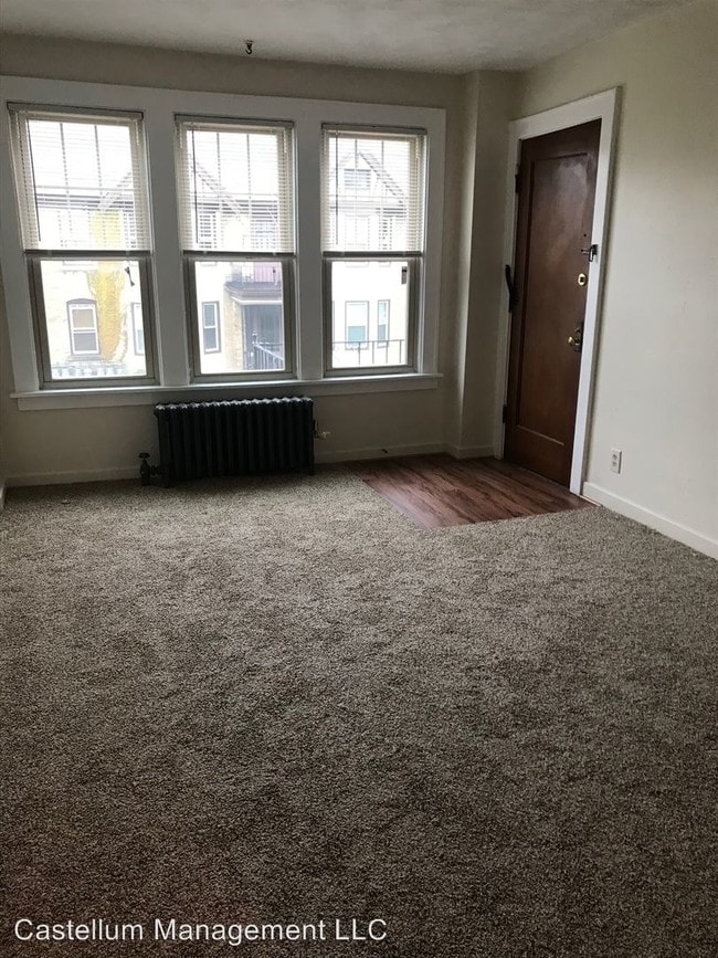 Building Photo - 601-611 Colvin Ave