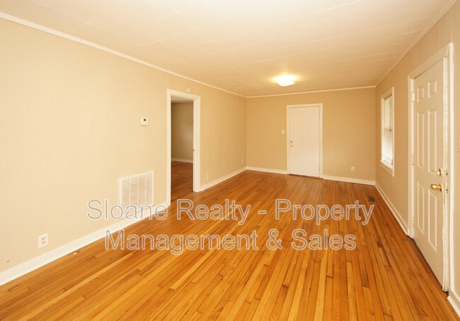 Foto del edificio - 2214 Midland Park Rd