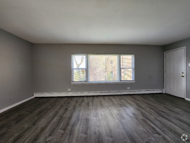 Building Photo - 6437 S Evans Ave