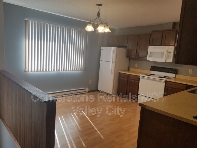 Foto del edificio - 930 9th Ave SE