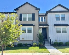 Building Photo - 4411 W Monument Peak Dr