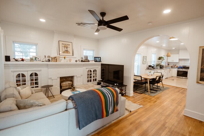 Foto del edificio - 1601 N 17th St