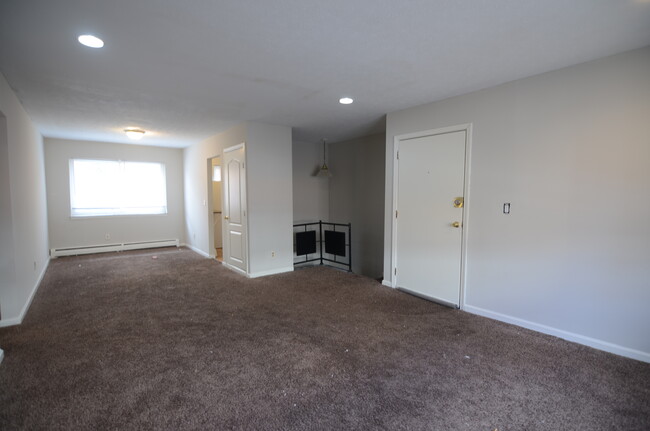 Building Photo - 6110 Stover Ave