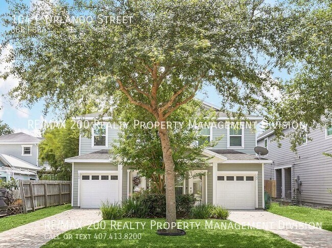 Building Photo - College Park Townhome