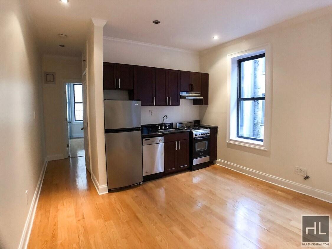 Primary Photo - West 11th Street