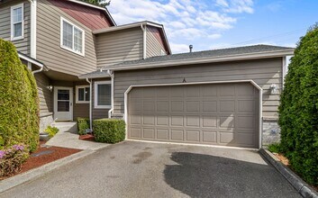 Building Photo - 801 W Main St