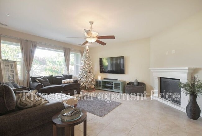 Foto del edificio - 29898 Boathouse Cove