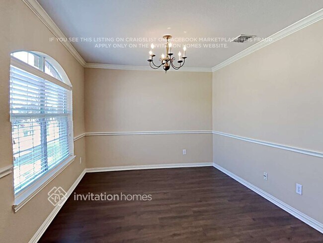 Building Photo - 3050 Morning Star Dr