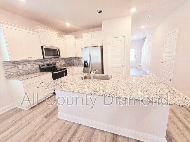 Building Photo - 241 Palmeras Marinas Ln