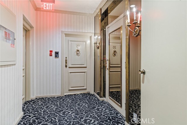 Foto del edificio - 1424 N Crescent Heights Blvd