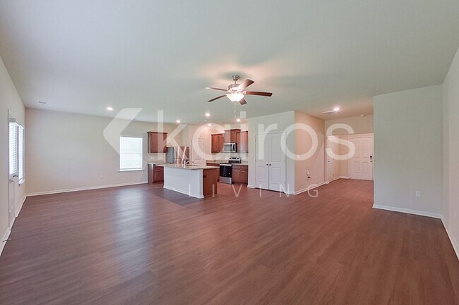 Foto del edificio - 1103 Freedom Pkwy