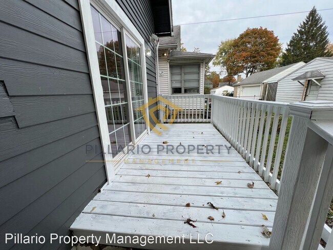 Building Photo - 2 br, 1.5 bath House - 1519 N Gale St.