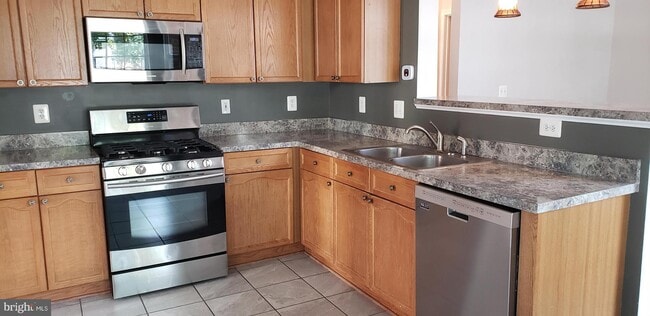Building Photo - 2710 Bellforest Ct