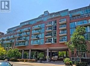 Building Photo - 112 George St