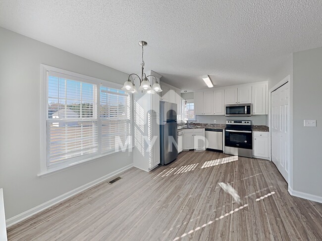 Building Photo - 1021 Brack Pl