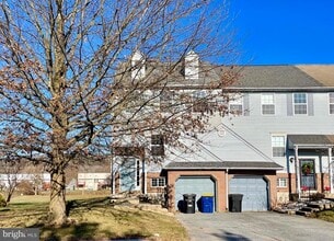 Building Photo - 245 Charring Cross Dr