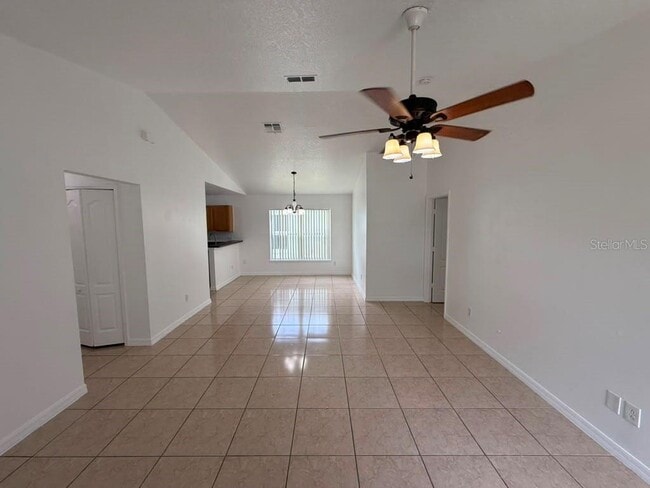 Building Photo - 108 Sundown Ct