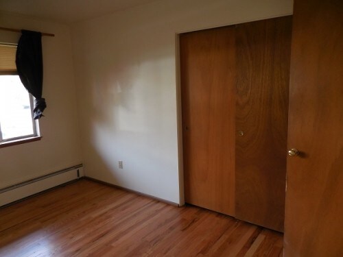 Building Photo - 575 Highland Dr