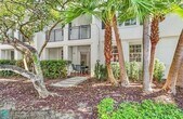 Foto principal - 3115 NE 184th St