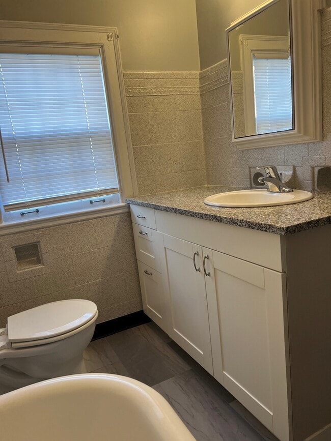 Foto del edificio - 929 N Nelson Rd