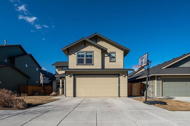 Foto del edificio - SE Bend home available