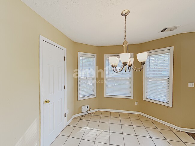 Building Photo - 1377 Bramlett Forest Ct