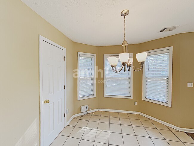 Foto del edificio - 1377 Bramlett Forest Ct