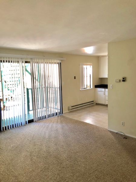 Building Photo - 30 Rosemont Pl