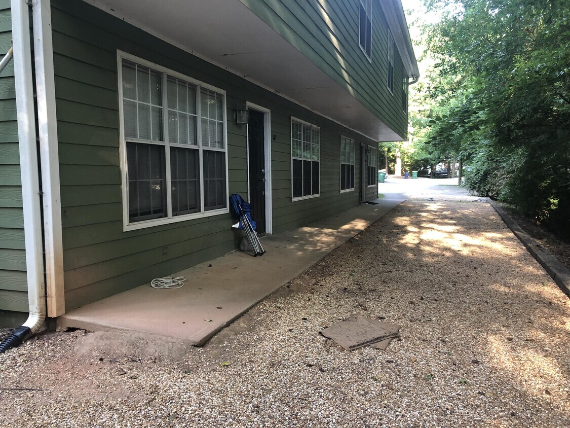 Foto principal - 167 Oxford Ct