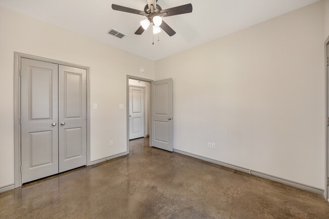 Foto del edificio - 10407 County Rd 2180