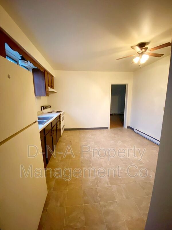 Foto del edificio - 716 W Lackawanna Ave
