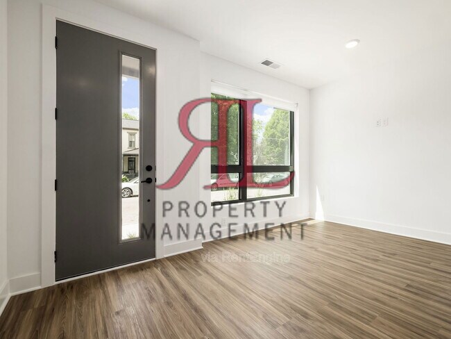 Foto del edificio - 1096 Oak St