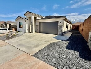 Building Photo - 3604 W 185 N