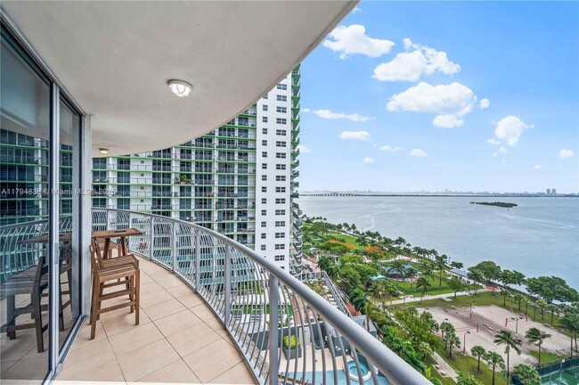 Foto del edificio - 1750 N Bayshore Dr