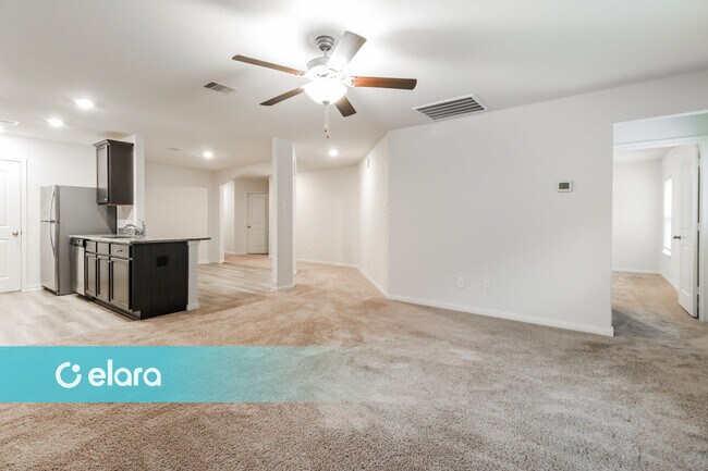 Foto del edificio - 10522 Sweetwater Creek Dr