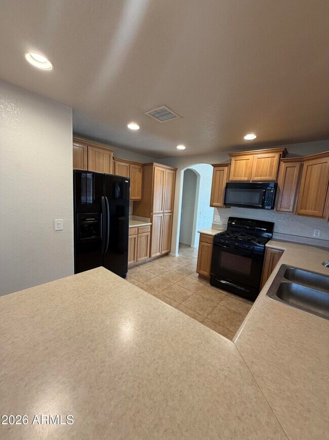 Foto del edificio - 4662 Redwood St