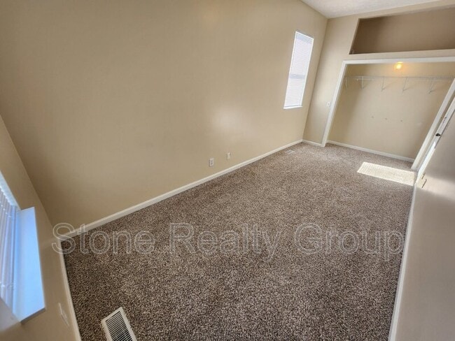 Building Photo - 42 N 11th St