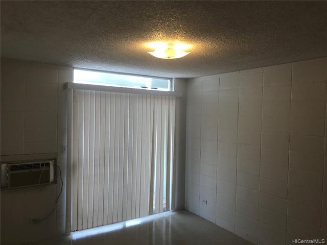 Building Photo - 3518 Waialae Ave