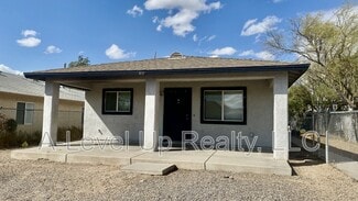Building Photo - 913 E 34th St